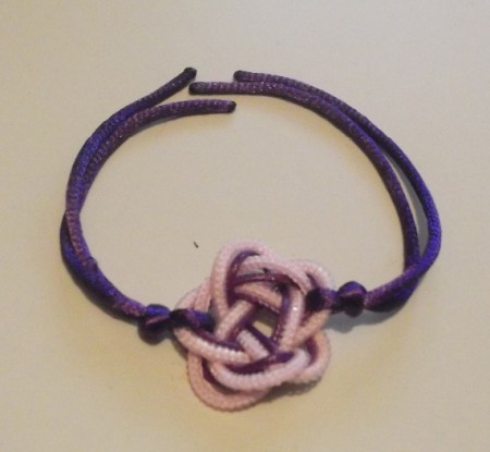 B-CREM 05 : Pulsera de cremallera rosa y morada y cordón de algodón encerado con nudo celta
